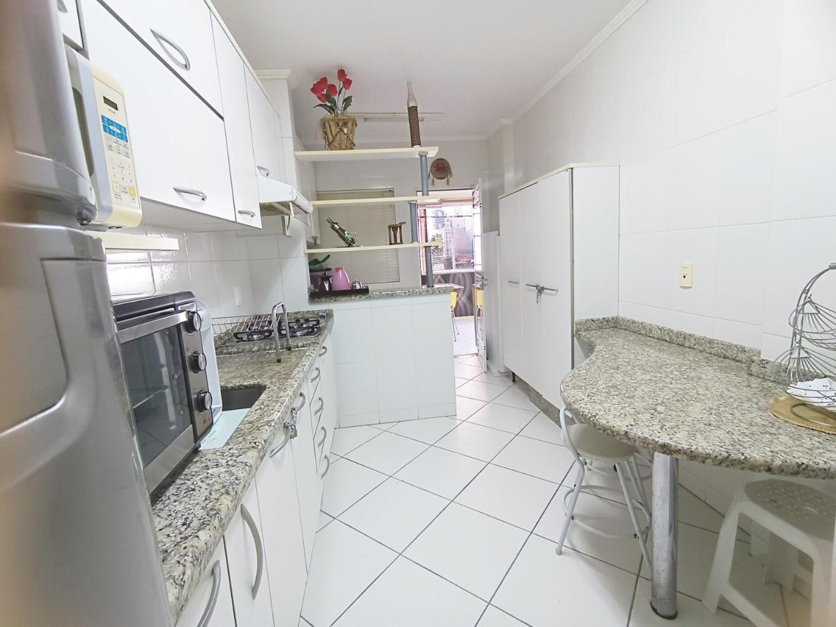Perfeito Apartamento Com Churrasqueira E Garagem Privativa Em * Balneario Camboriu
